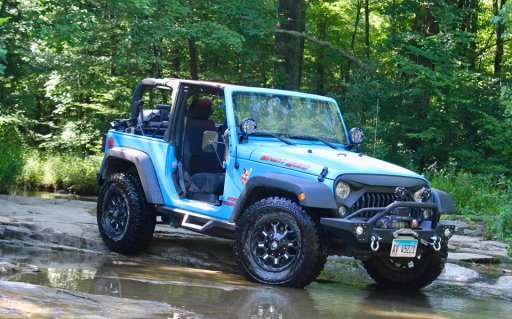 Jeep in the water 1.jpg