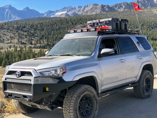 Silver_4Runner.JPG