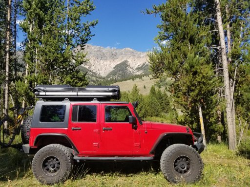 Jeep sideways mtns id.jpg