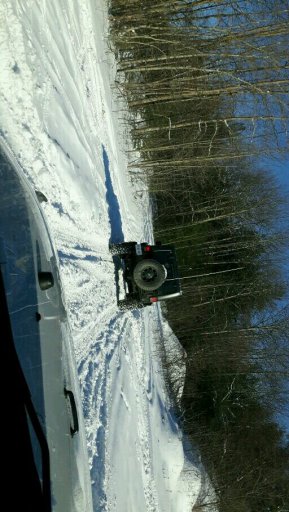 Jeep in the snow 4 .jpg