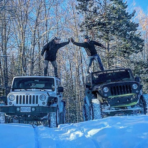 Jeep in the snow 6 .jpg