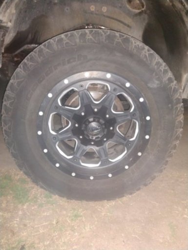 s10 tire.jpg