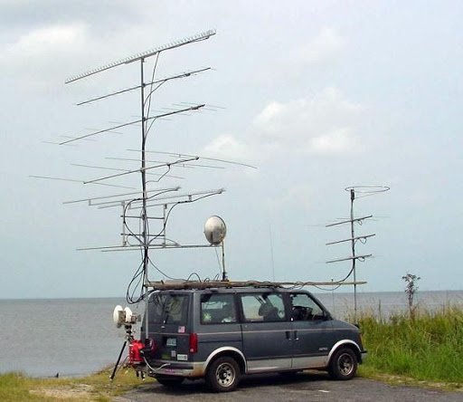 antennavan.jpg