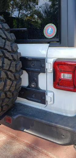 Jeep JL Rear Tire Kit 2.jpg