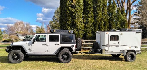 Jeep & trailer (2).JPG