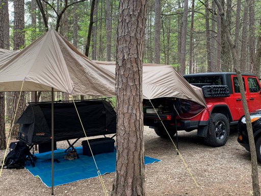 JeepCamping1.jpg