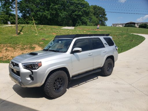 4Runner with rack.jpg