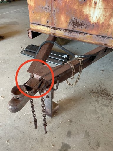 trailer hitch cu.jpg