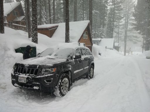 jeep in snow.jpg