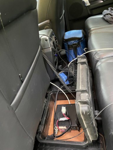 radio6.jpg radio6.jpg