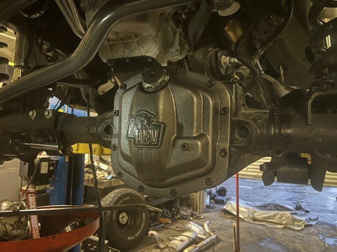 2020 Jeep Wrangler AEV Diff Cover.jpg
