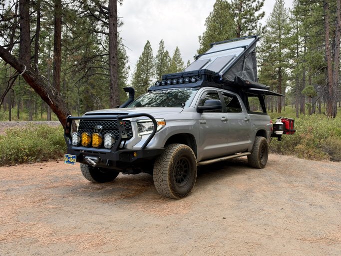01_Camper_open_lead.jpg