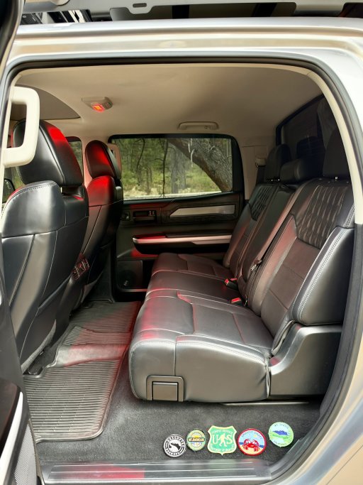 12_Rear_seats_driver_side.jpg