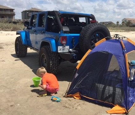 jeep beach.jpg