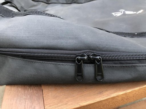 4-zipper.jpg