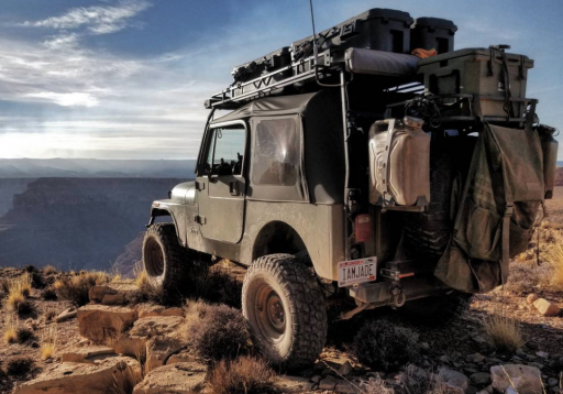 Jade at the North Rim of Grand Canyon - November 2017.PNG