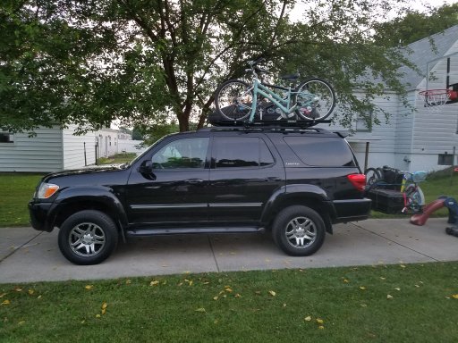 Toyota Sequoia.jpg