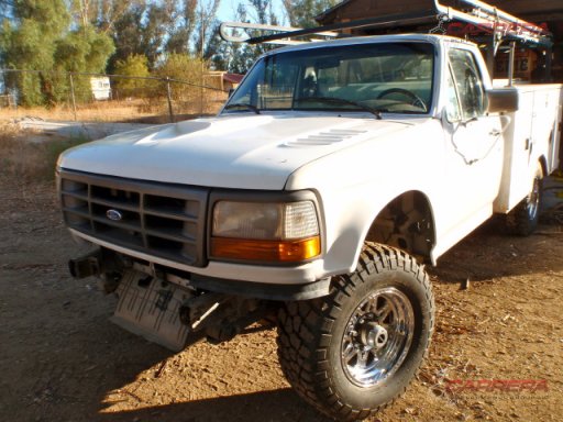 chase truck charlie 002.JPG