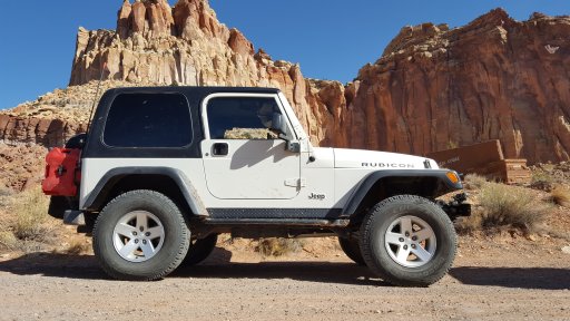 Jeep Rubi.jpg
