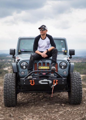 Jeepsies-Promo-Shot-Eric-Highland-Jeep-Blog-Guardian 2.jpg