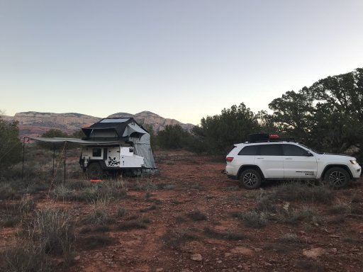 Jeep and Trailer - Arizona.jpg