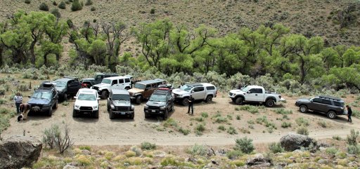 Rigs at Petroglyphs 2.jpg