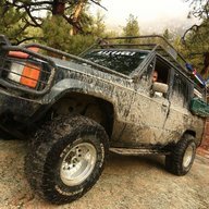 TROOPER 4X4