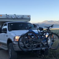AdventureUs