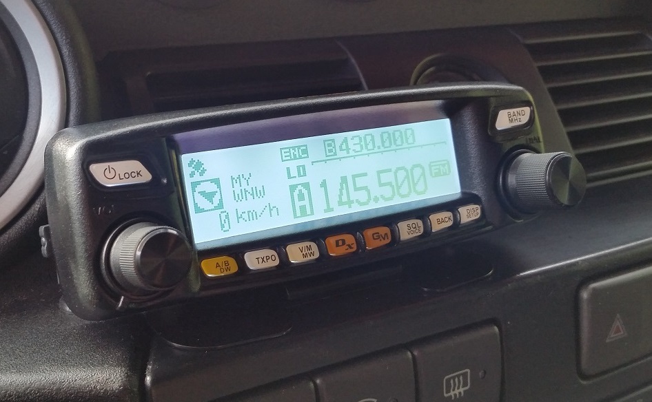 funk_2m_70cm_display-jpg.255760
