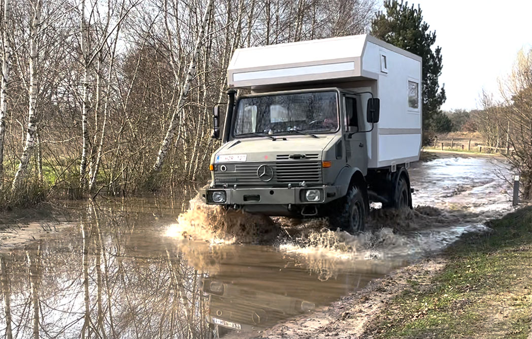 unimog-U1350LM-camper.jpg